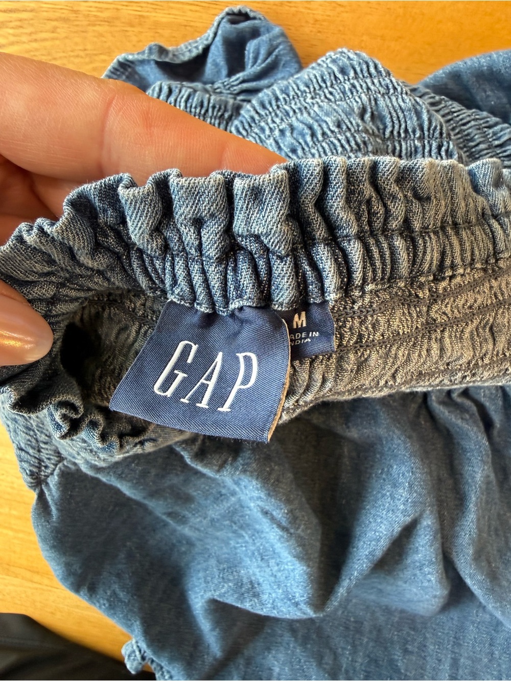 GAP Blue Smocked Puff Sleeve Peasant Top - Picture 3 of 3